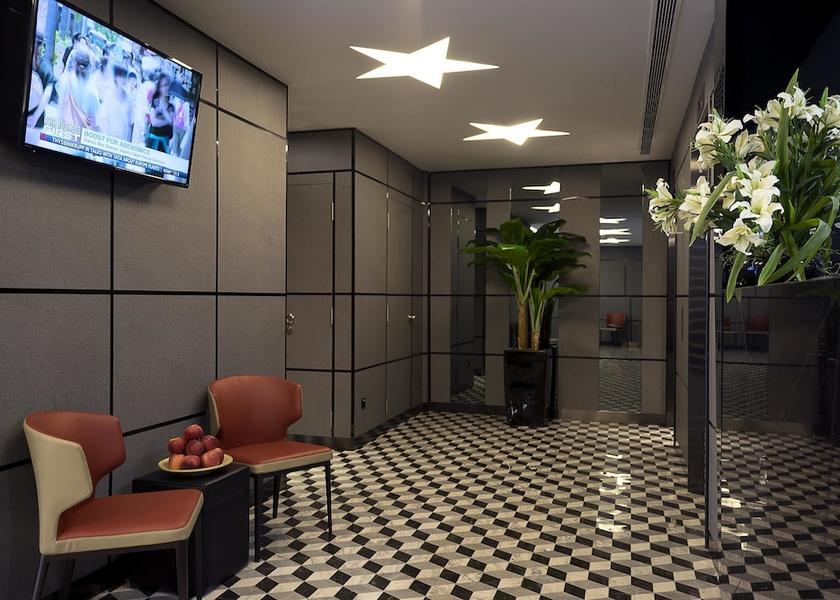  Singapore Lobby