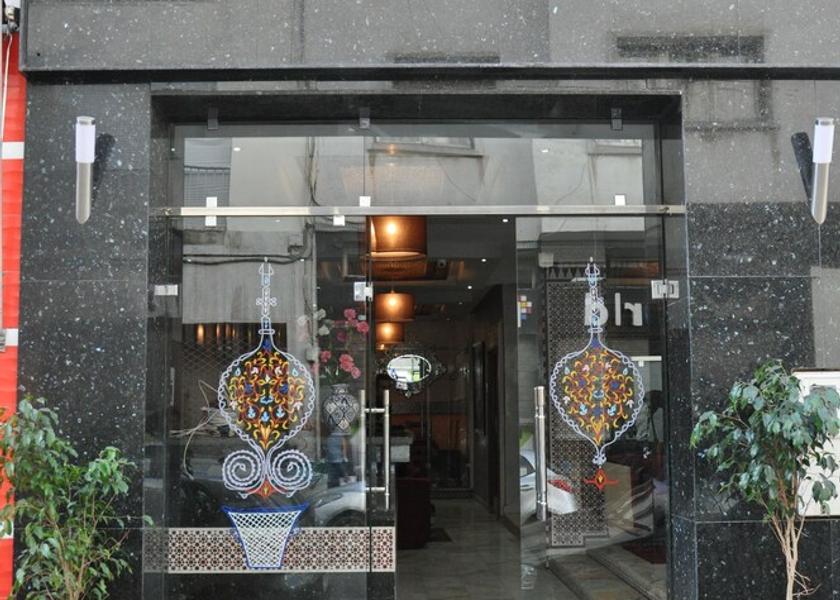  Casablanca Entrance
