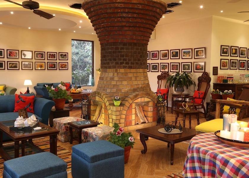 Uttarakhand Dehradun Lobby sitting area