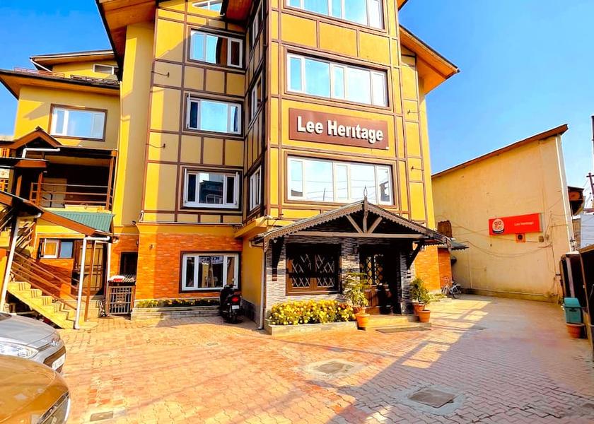 Jammu and Kashmir Srinagar Hotel Exterior