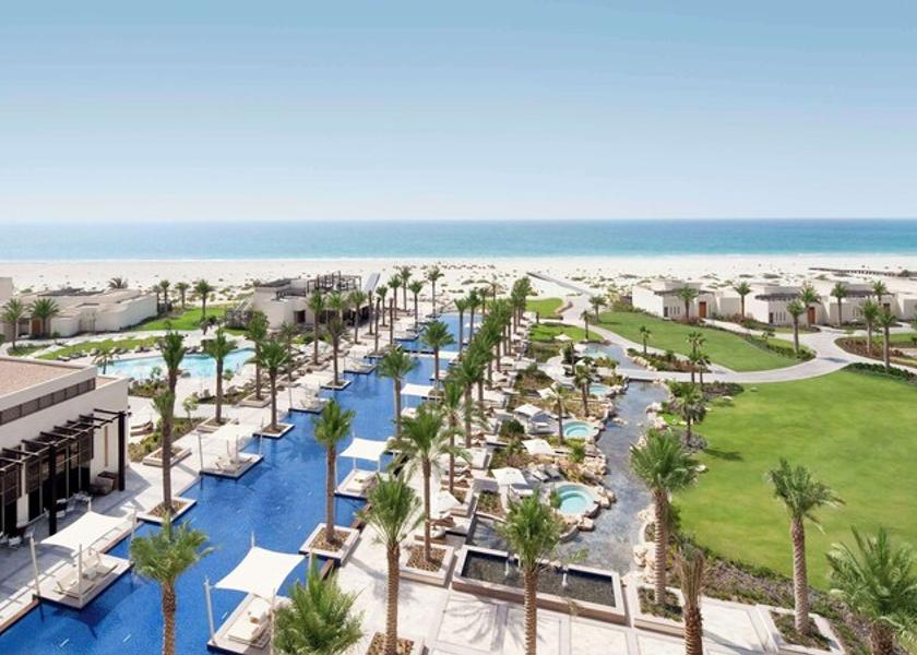 Abu Dhabi Abu Dhabi Exterior Detail