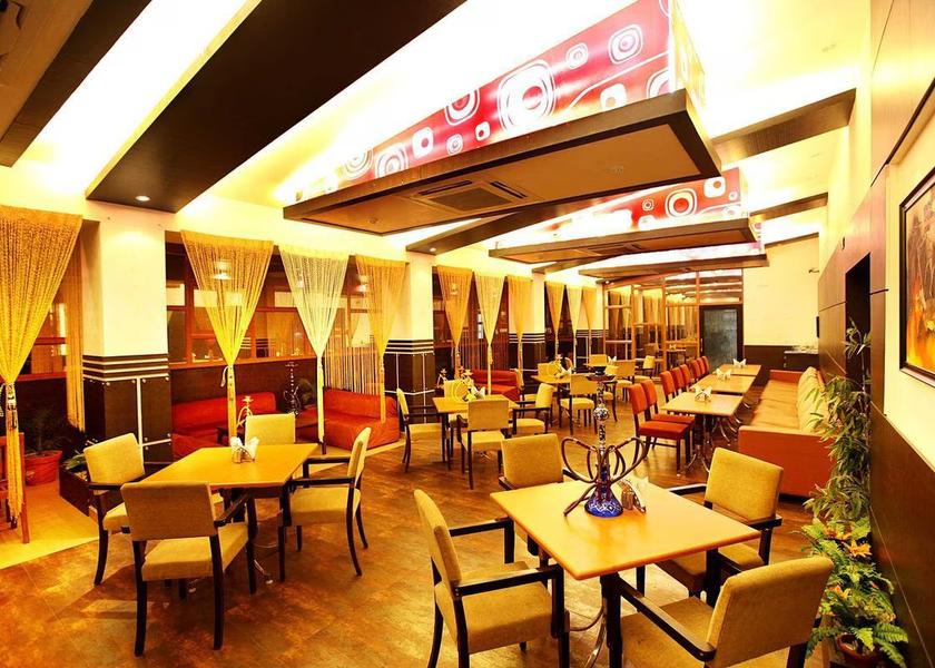 Uttar Pradesh Mathura Food & Dining
