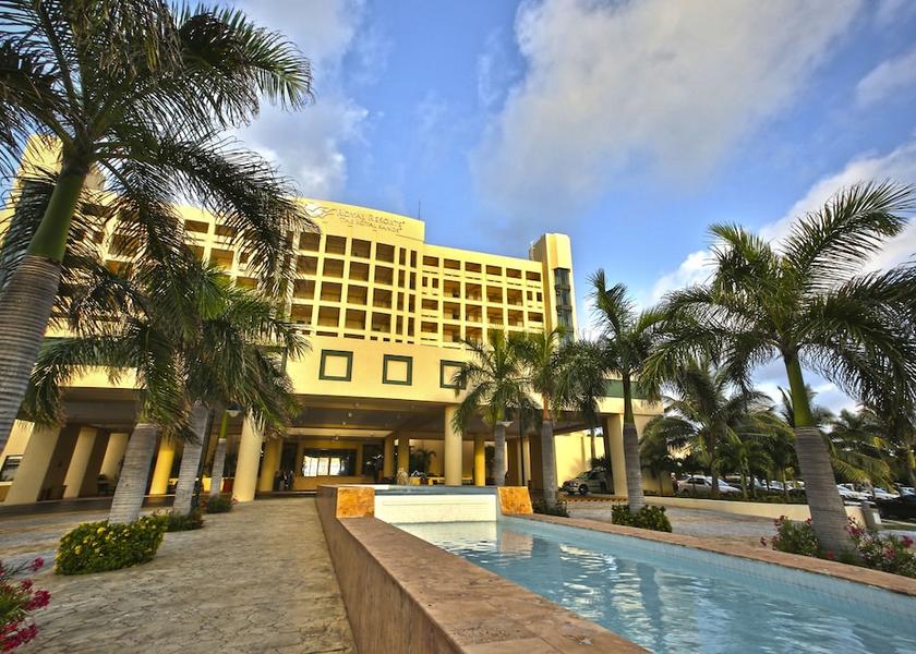 Quintana Roo Cancun Facade