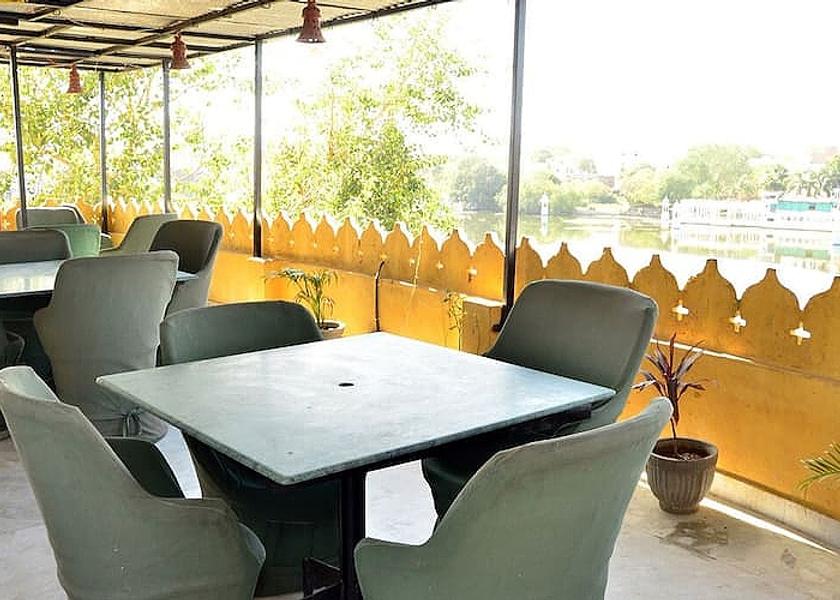 Rajasthan Udaipur Restaurant  2