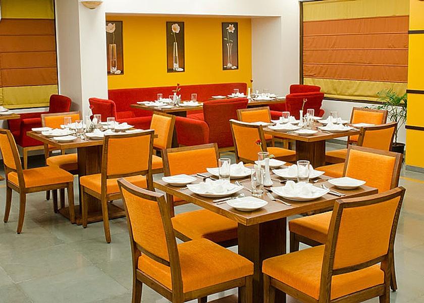 Maharashtra Pune Food & Dining