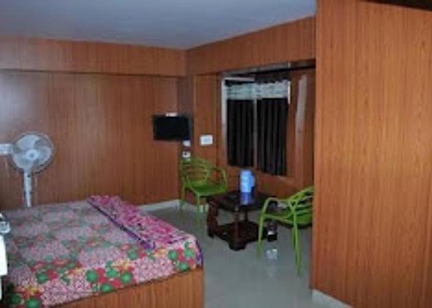 Karnataka Chitradurga Deluxe AC Room