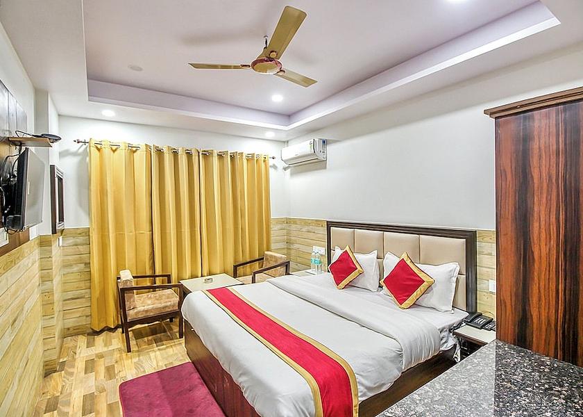 Uttarakhand Dehradun Room