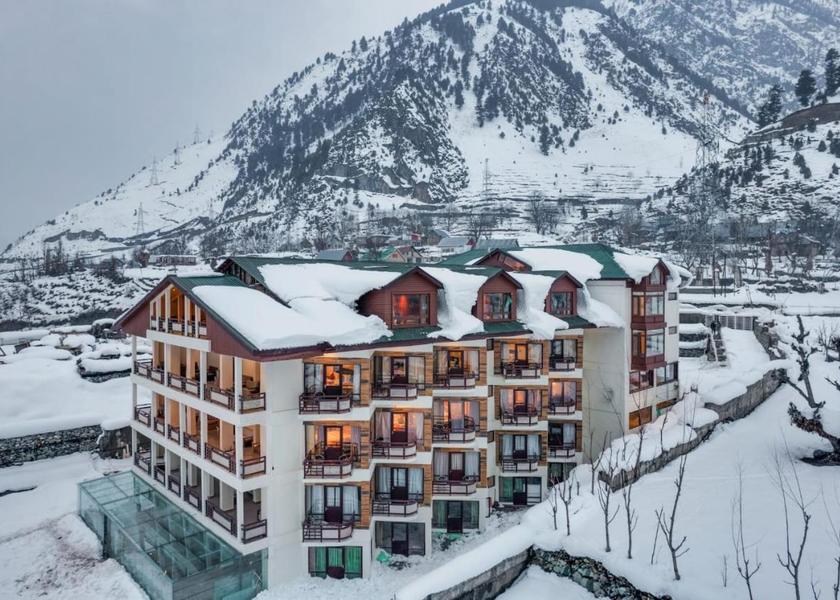 Jammu and Kashmir Sonamarg Hotel View