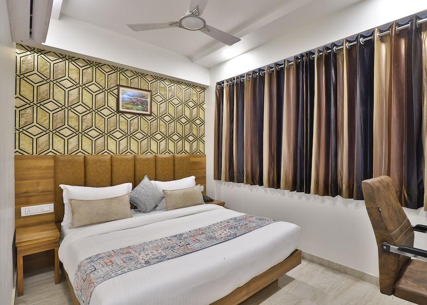 Gujarat Ahmedabad Room