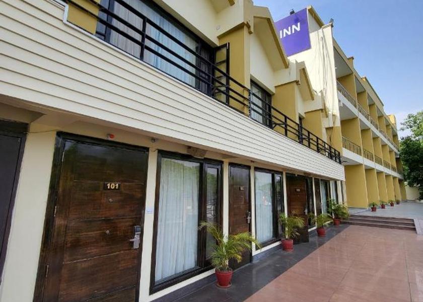 Punjab Pathankot Hotel Exterior