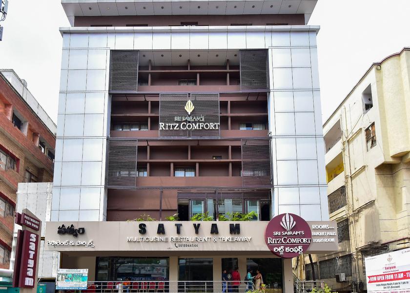 Andhra Pradesh Visakhapatnam Hotel Exterior